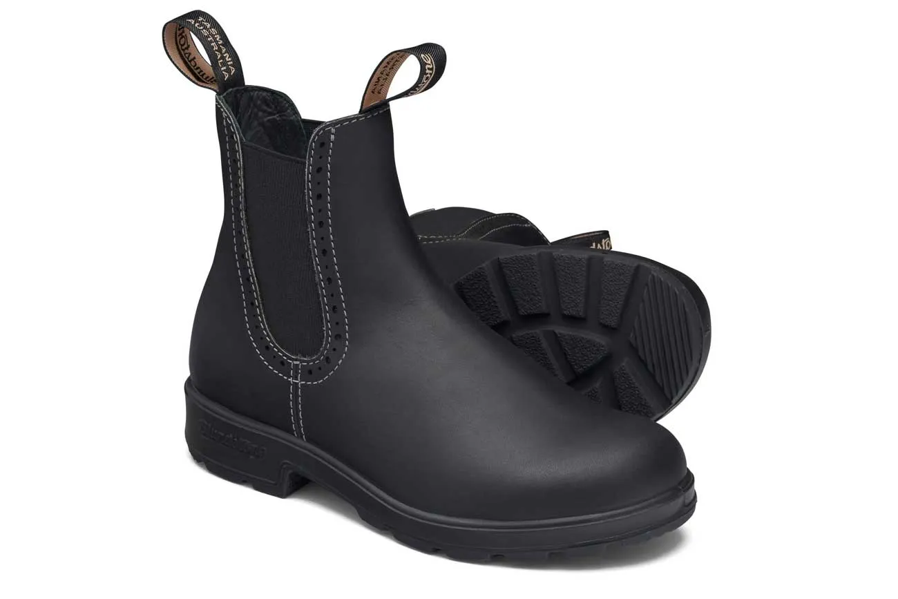 Urban Hiker Snowy Environment Blundstone #1448 Black