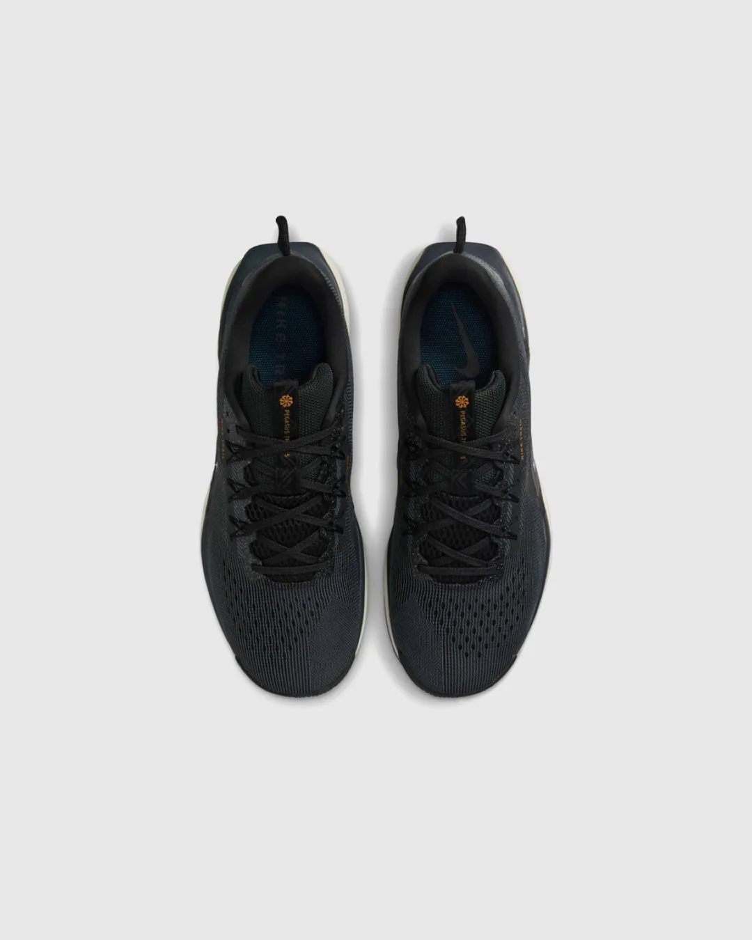 Nike React Pegasus Trail 5 Black Monarch Pale Ivory Off Noir Sneakers men's shoe style badminton shoes