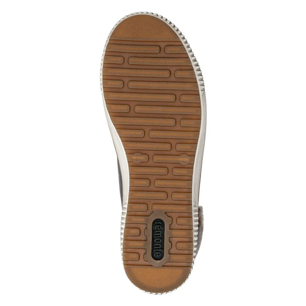 Iconic lining D0780