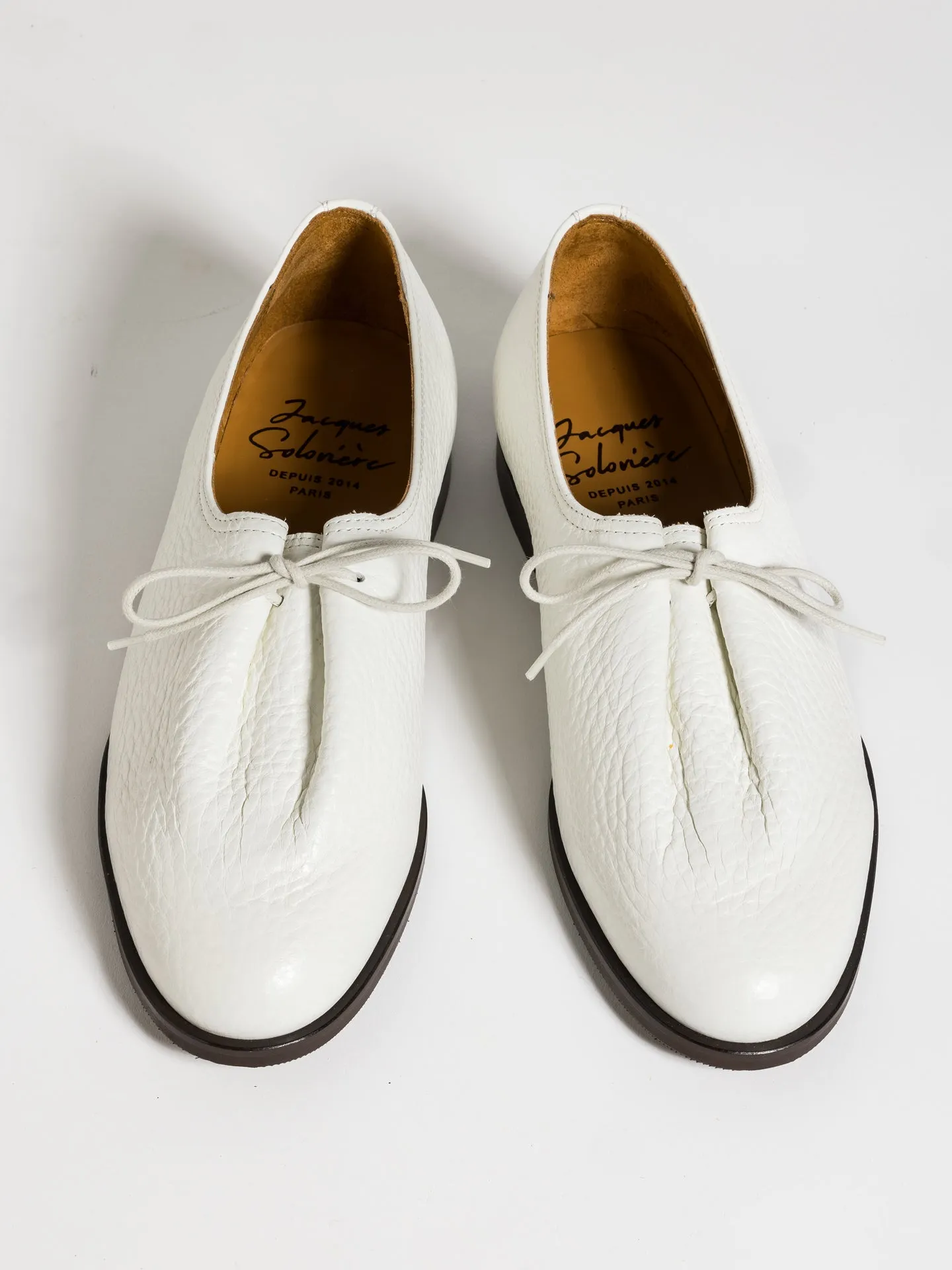 MATT NEW WHITE Timeless Work Look Gentle Step Support
