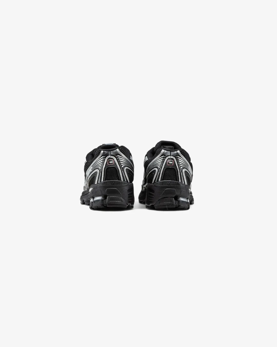 Cross country Light - weight laces New Balance 740 Retro Black Silver Sneakers