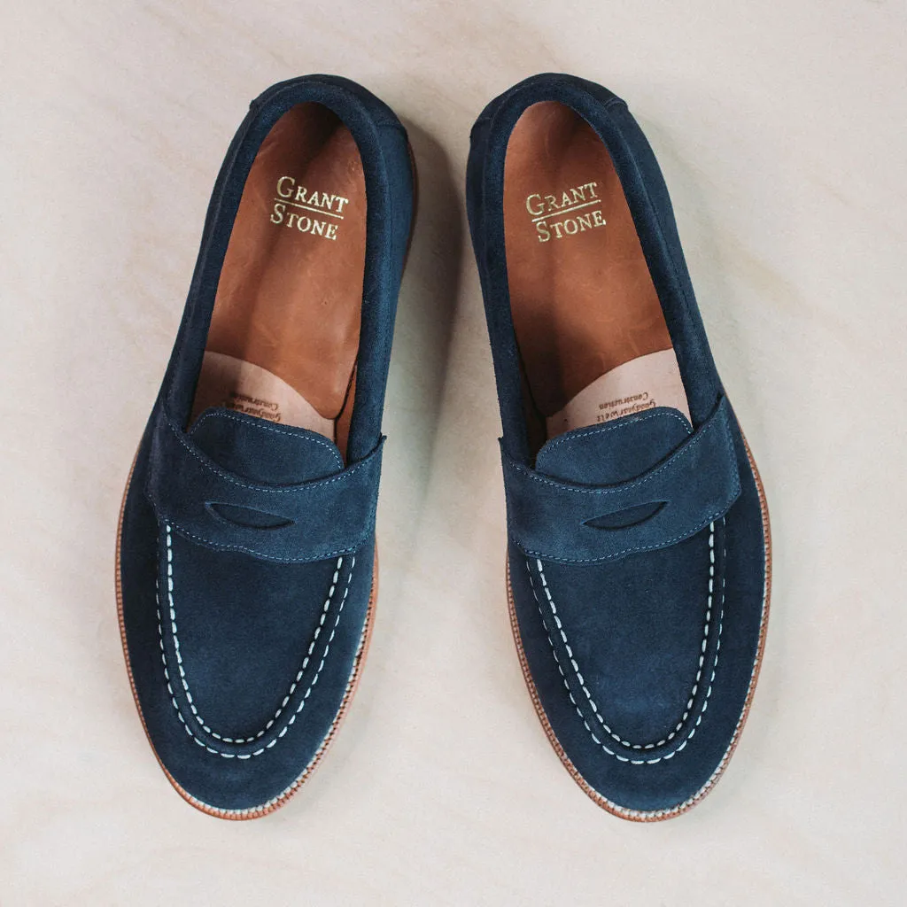 Versatile Style Even Lane Traveler Penny Midnight Suede