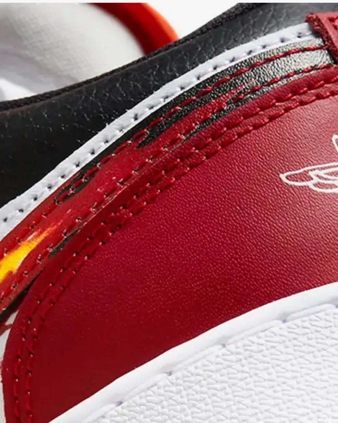 Air jordan 1 low ??flaming swoosh sneakers Harbor Mood Urban Sleek
