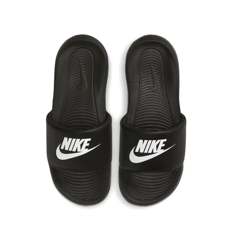 Flexibility Feature Soft Land W NIKE VICTORI ONE SLIDE