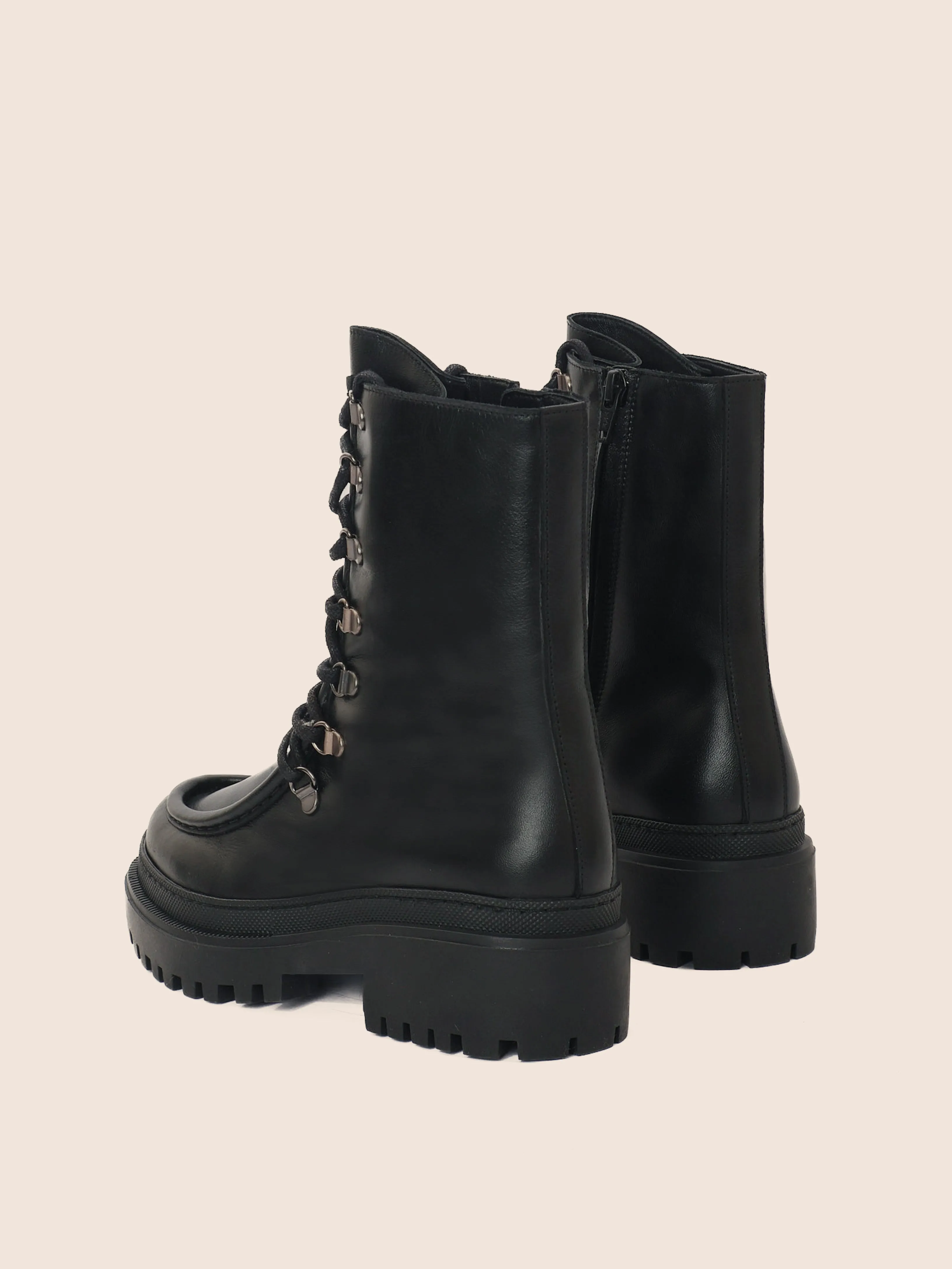 Classic Color Seamless Stitching Lorena Black Unlined Boot