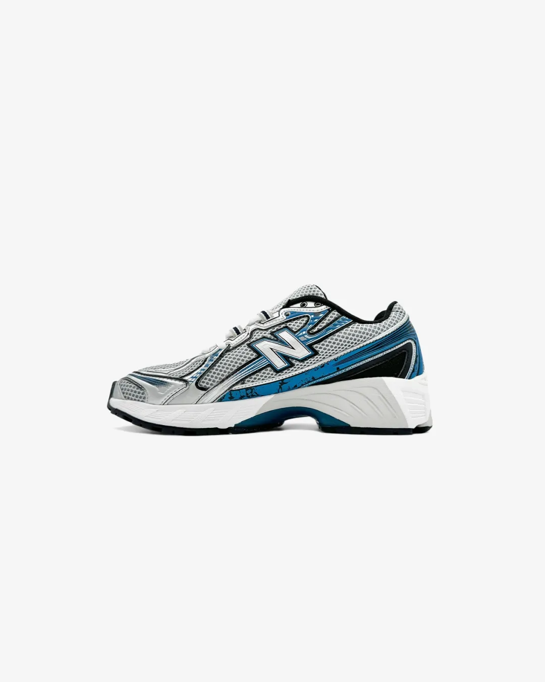 running in dry weather shoes New Balance 740 Vintage Blue Grey Sneakers