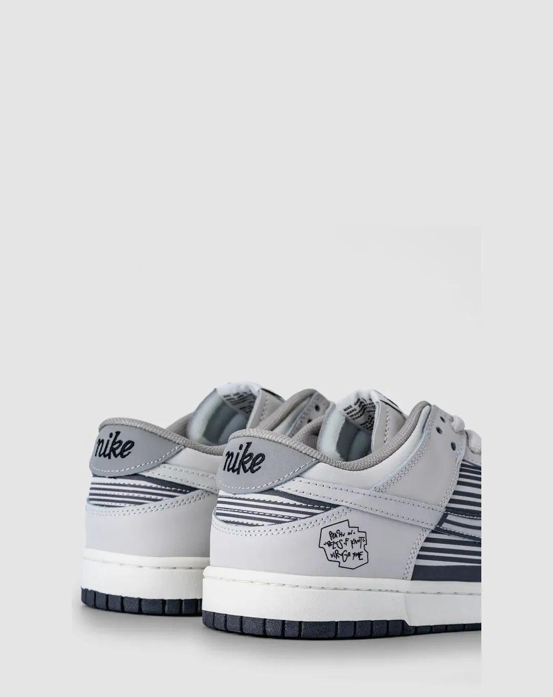 Nike Dunks X Daniel Arsham Sneakers Gift Easy