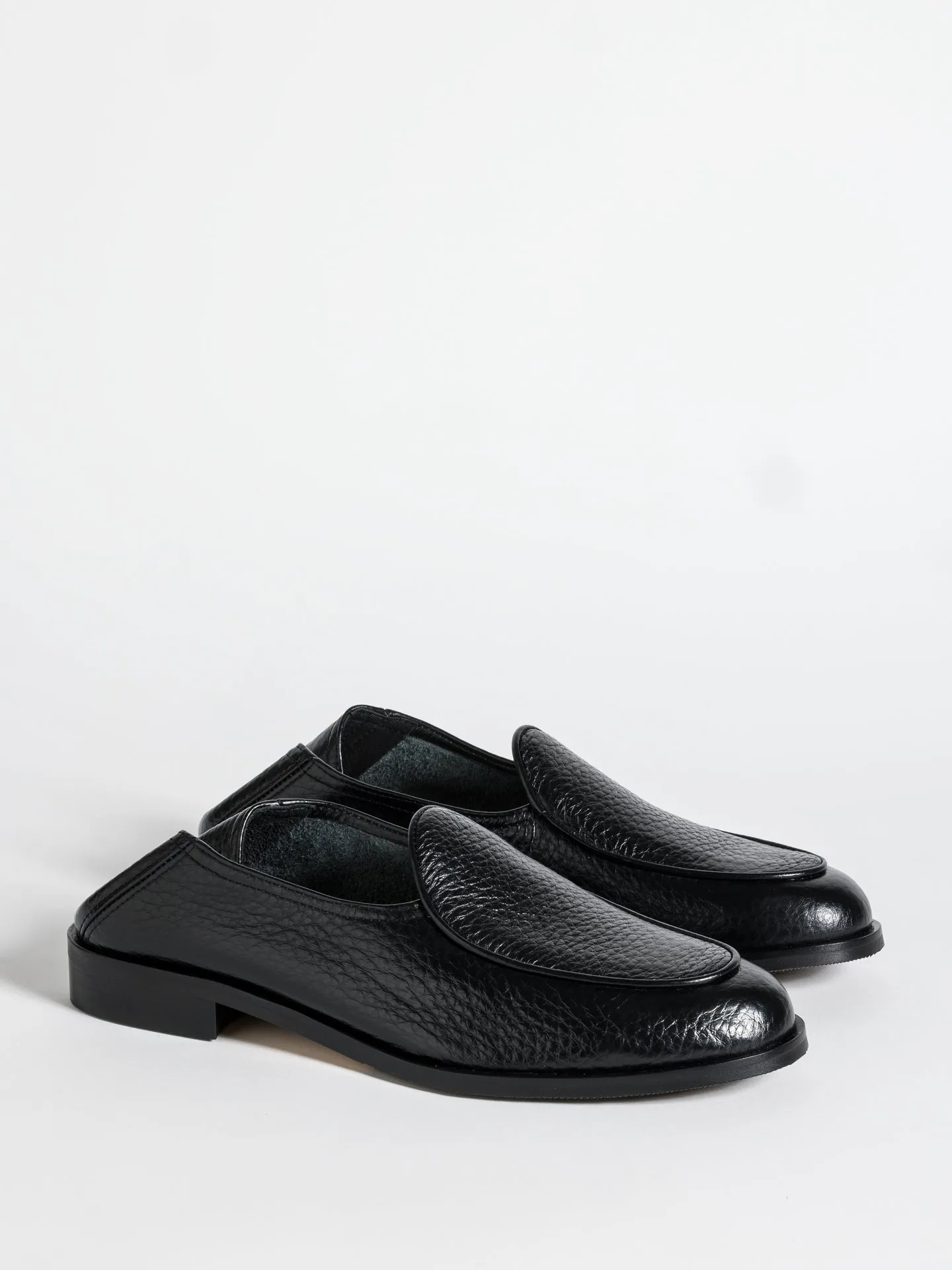CHRIS BLACK Professional Attire Walk True