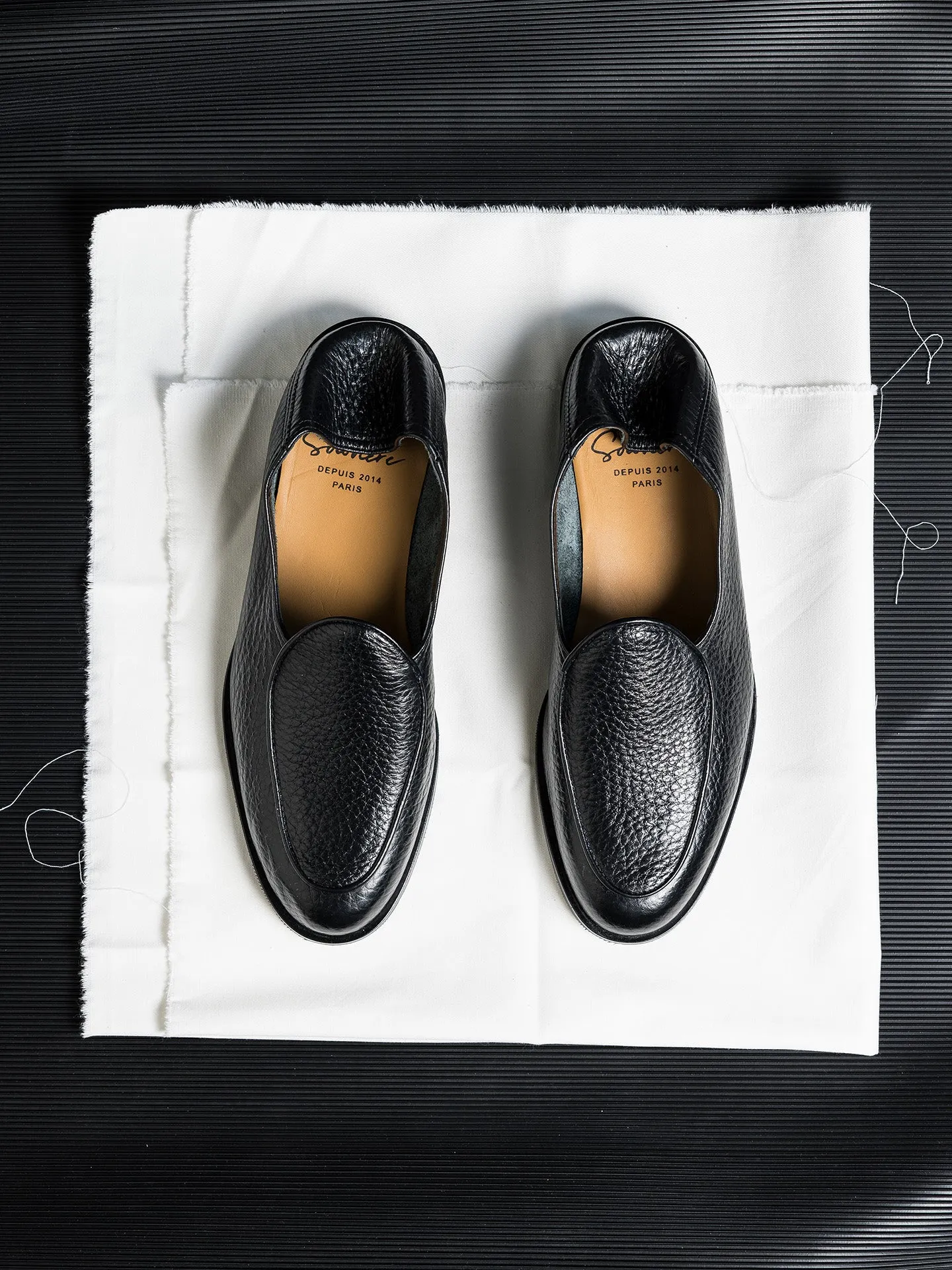 CHRIS BLACK Comfortable Flats