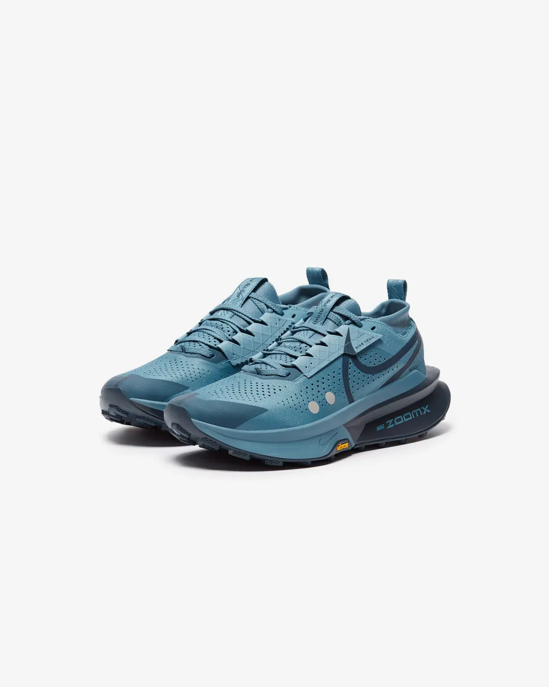 Reputable Nike Zegama 2 in Smokey Blue, Armory Navy & Metallic Platinum