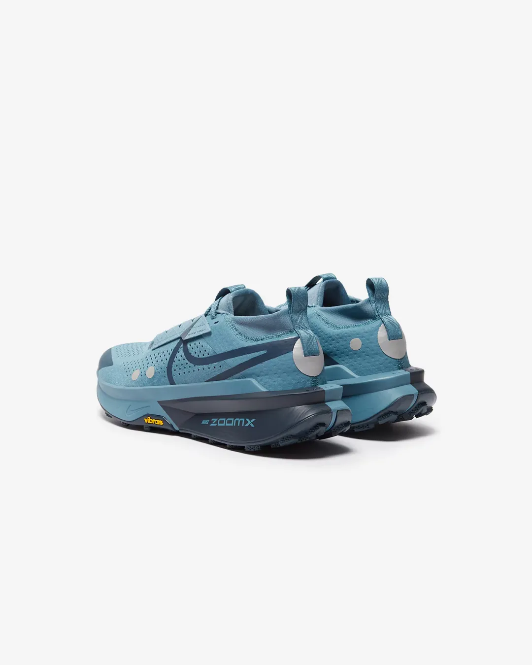 Fit Firm Lock Nike Zegama 2 in Smokey Blue, Armory Navy & Metallic Platinum