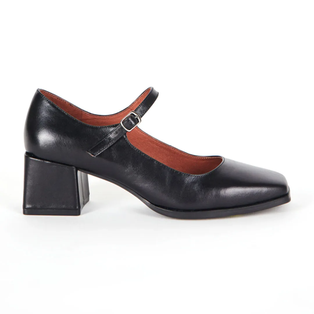 Christopher Mary Jane All-Day Cushioning Urban Minimal