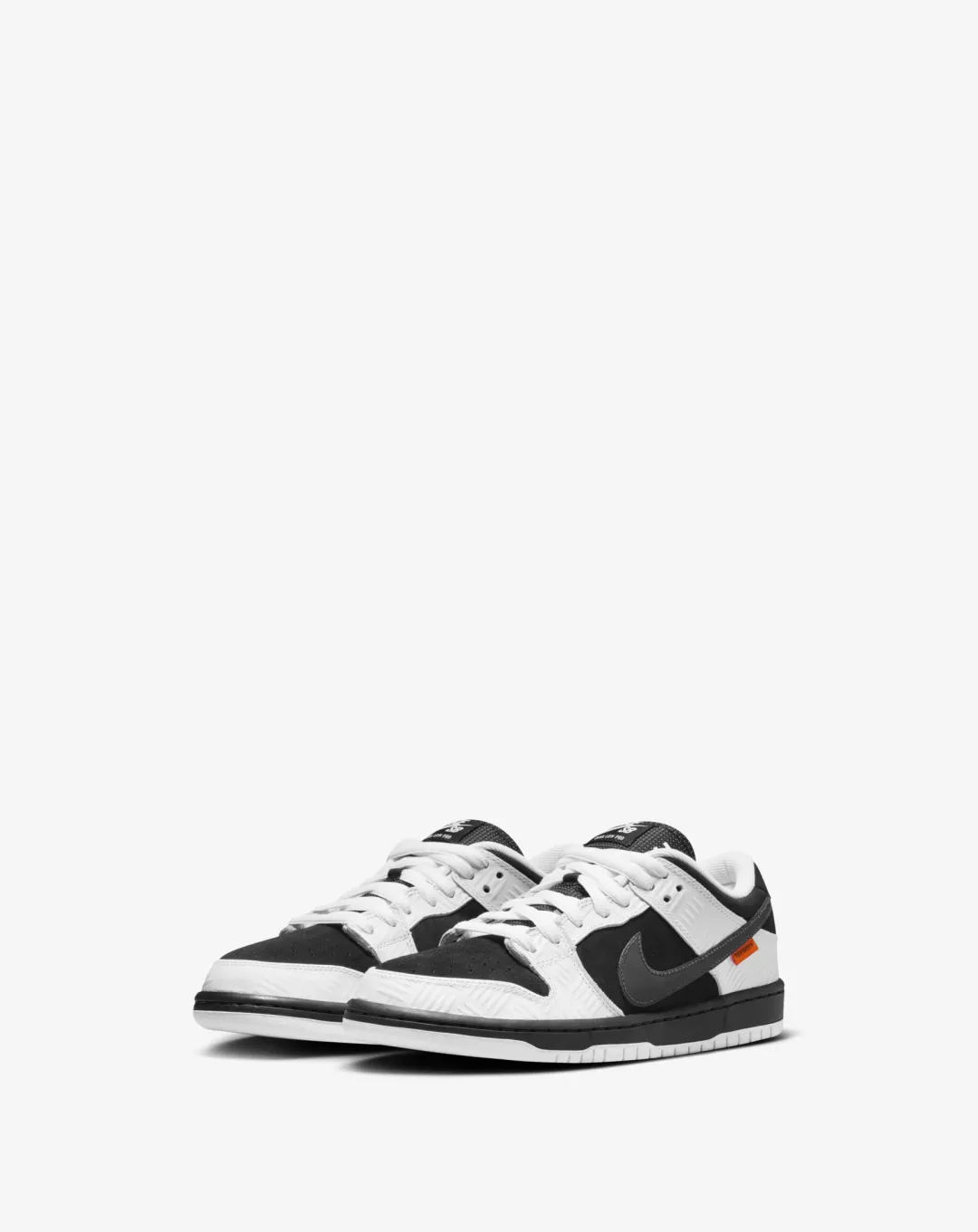 Nike Dunks Tightboot Sneakers reinforced - structure - robustness shoes running on a wooden track shoes
