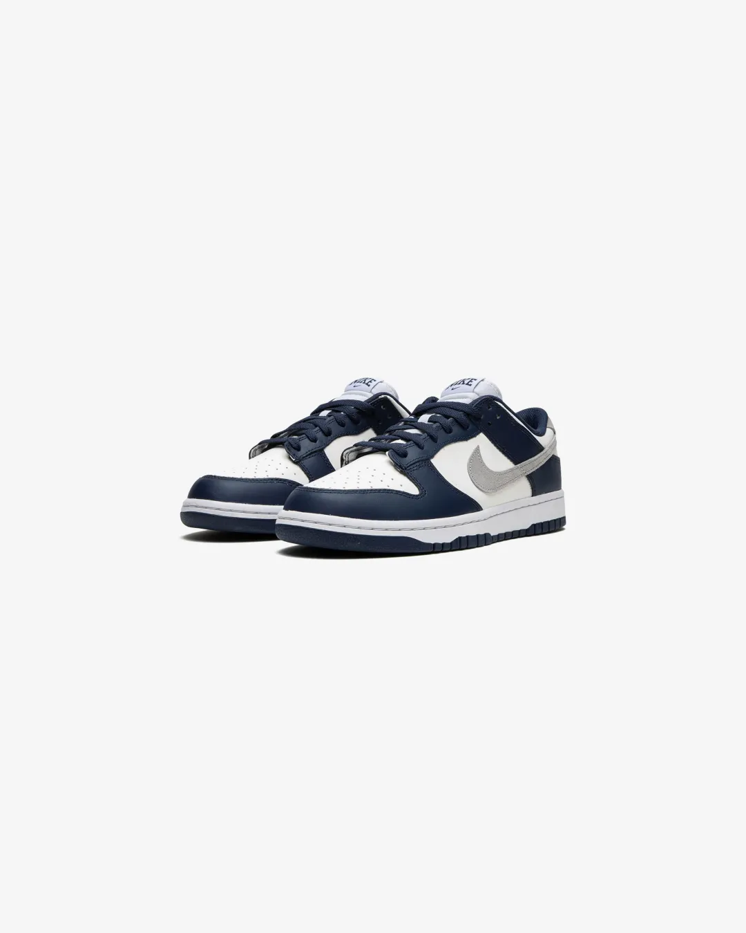 Nike SB Dunk Low ??Midnight Wavy?? Sneakers Trail Cushioning