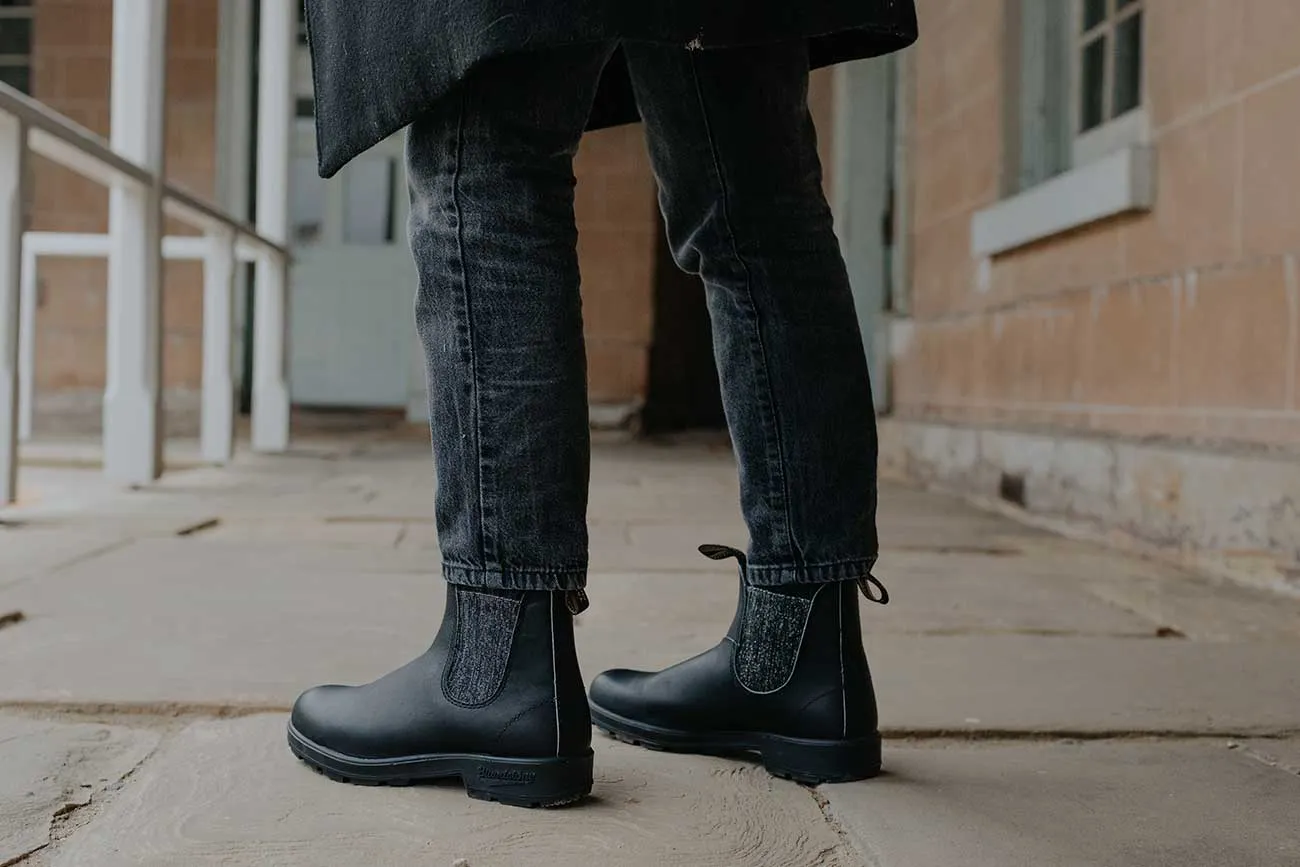 Timeless Look Outdoor Essentials Blundstone #2032 Black/Silver Glitter
