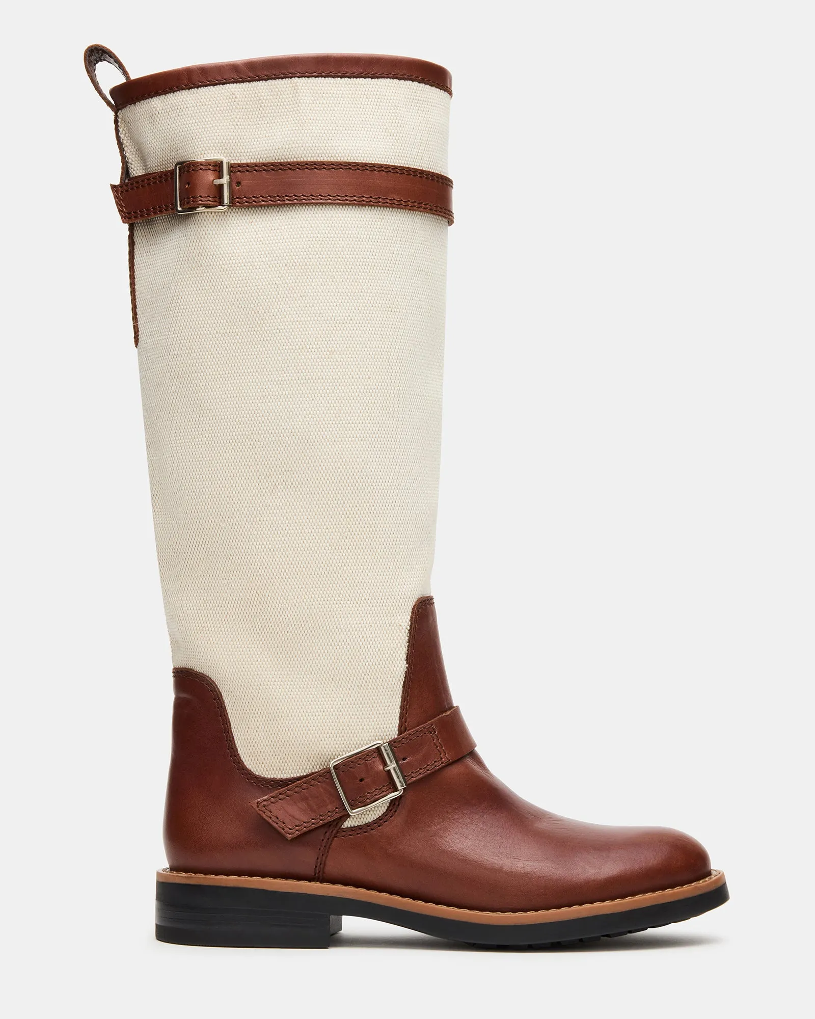SADY NATURAL/COGNAC Wide toe box buckle