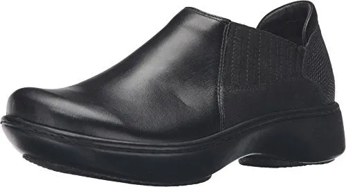 Bay Slip On Shoe Foot Motion