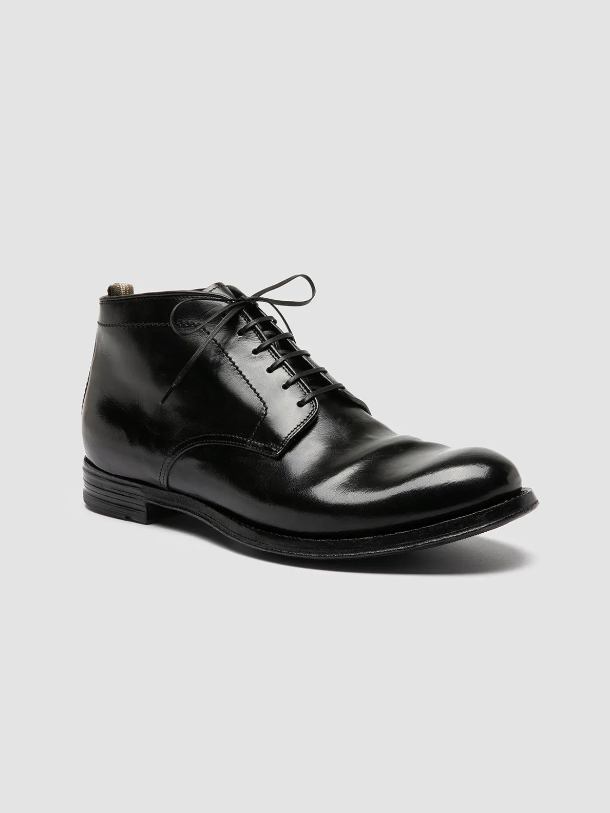 Weekend Walks Slip-resistant support ANATOMIA 88 - Black Leather Chukka Boots