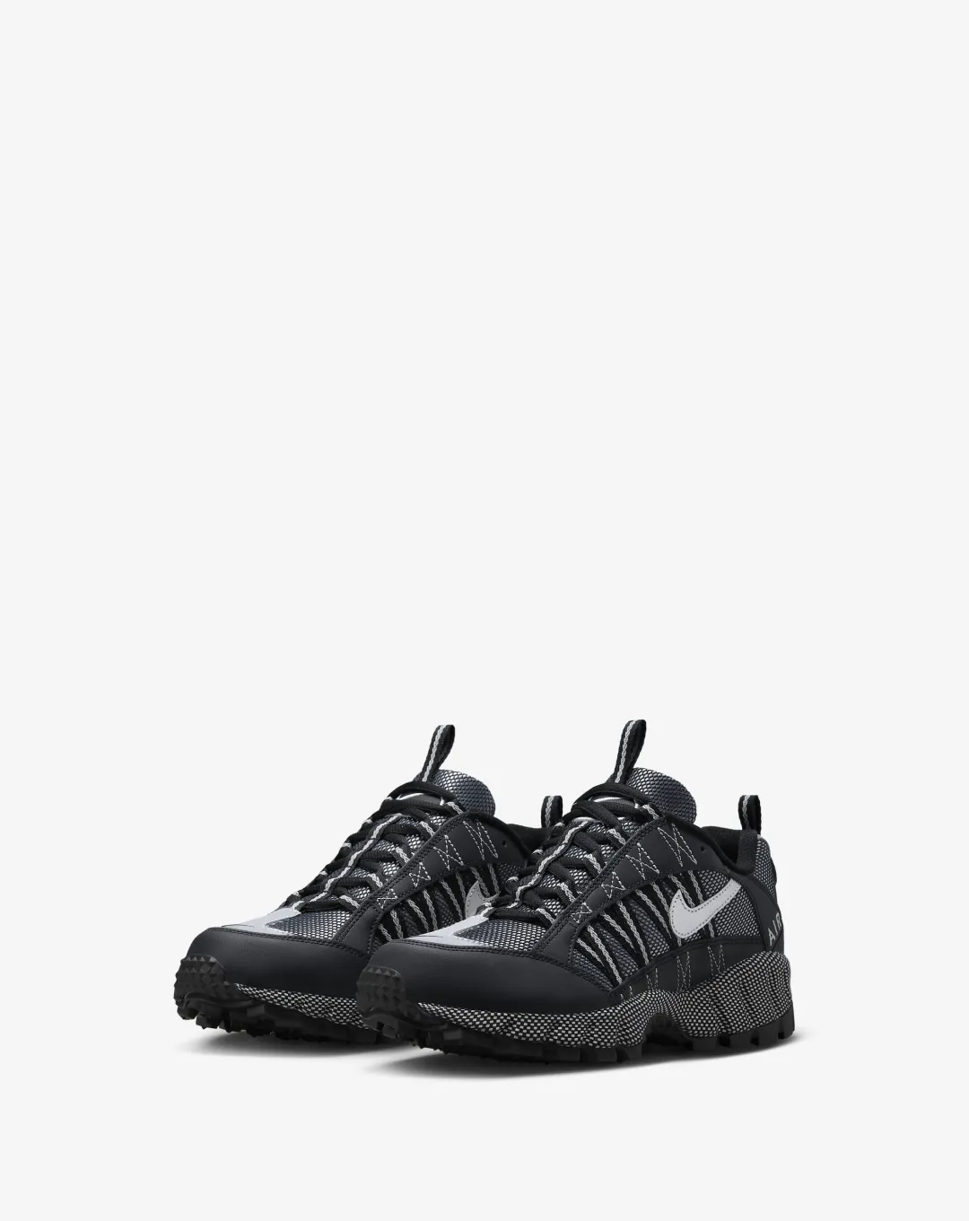 amateur athlete shoes Nike Air Humara QS Black Sneakers