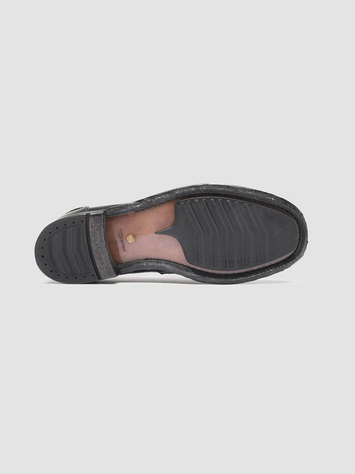 BALANCE 011 - Black Leather Penny Loafers Fast Wear