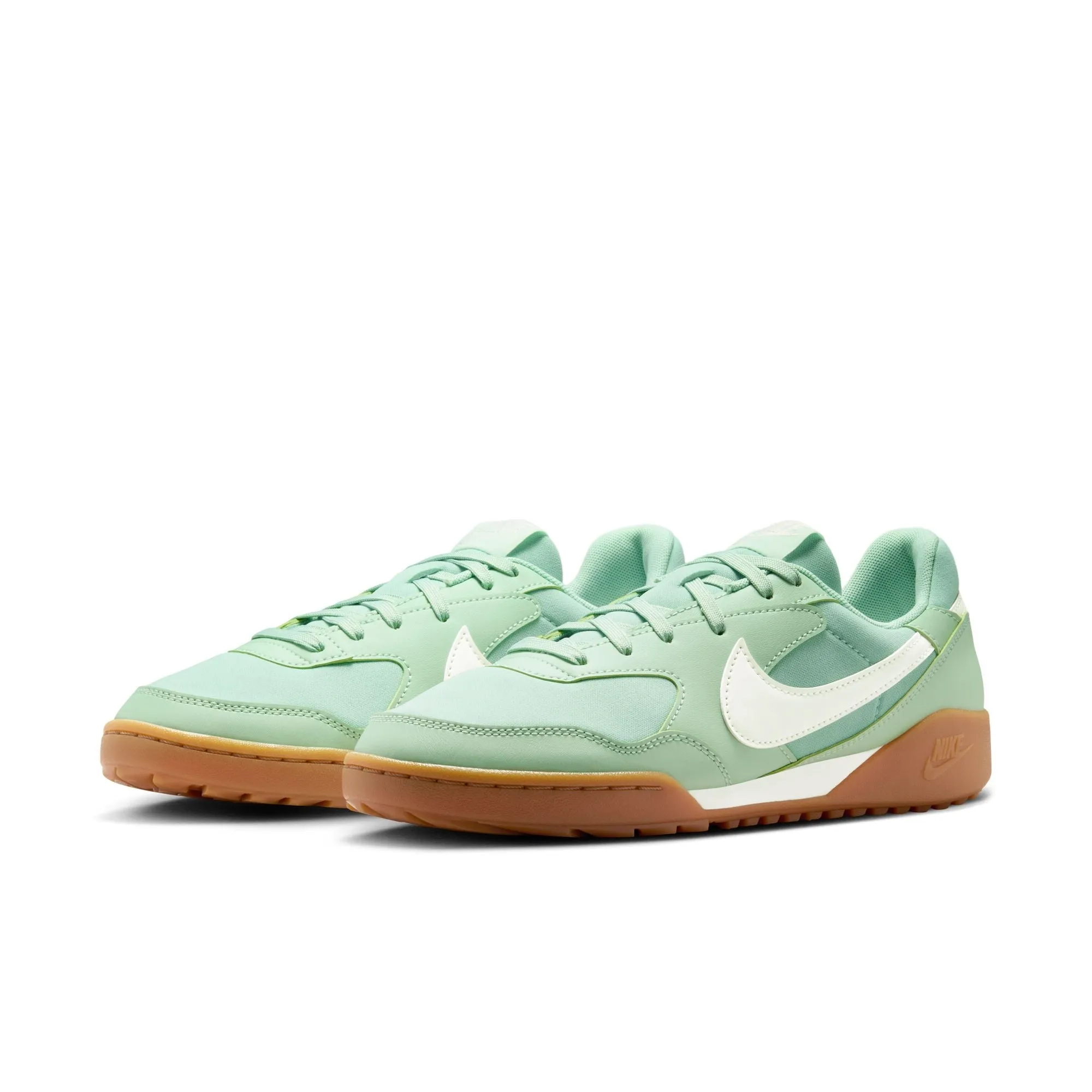 Matte Edge Formal Mode W NIKE TERRA MANTA