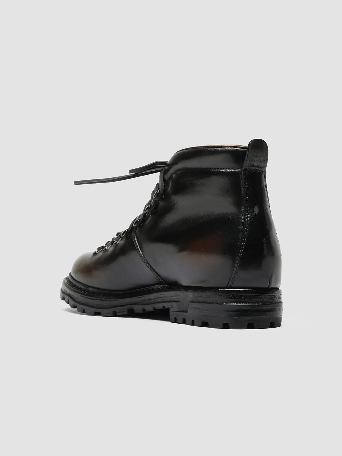 ARTIK 001 - Brown Leather Lace Up Boots No-Slip Grip