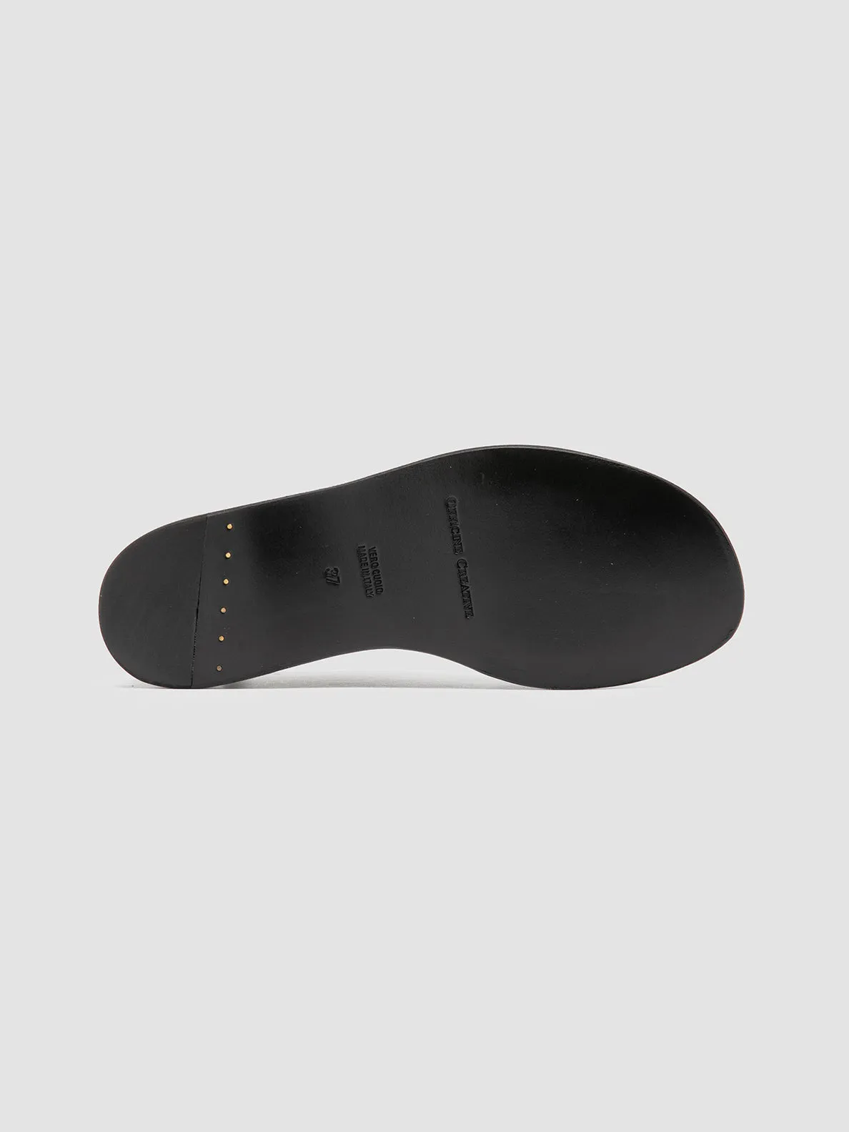 City Stride Fog Hike ITACA 046 - Black Leather Peep Toe Shoes