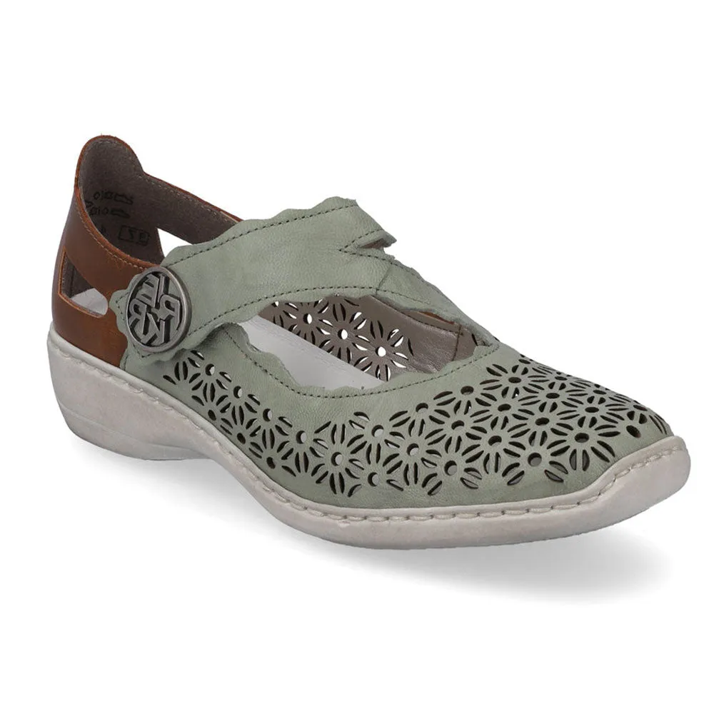 413G4 Travel Comfort Iconic silhouette