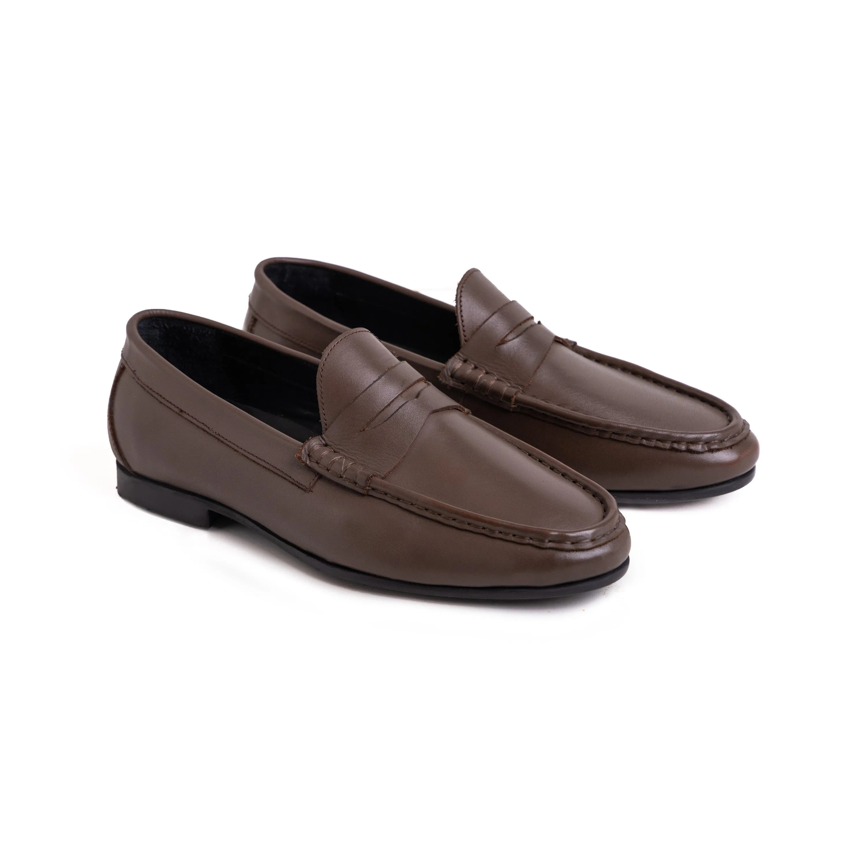 Earth Tones cycling - specific advantages Versa penny loafers