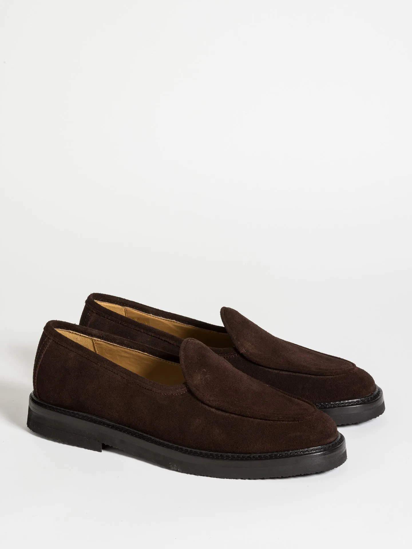 ALEXIS MOGANO Casual Footwear Fit Wearable Everywhere
