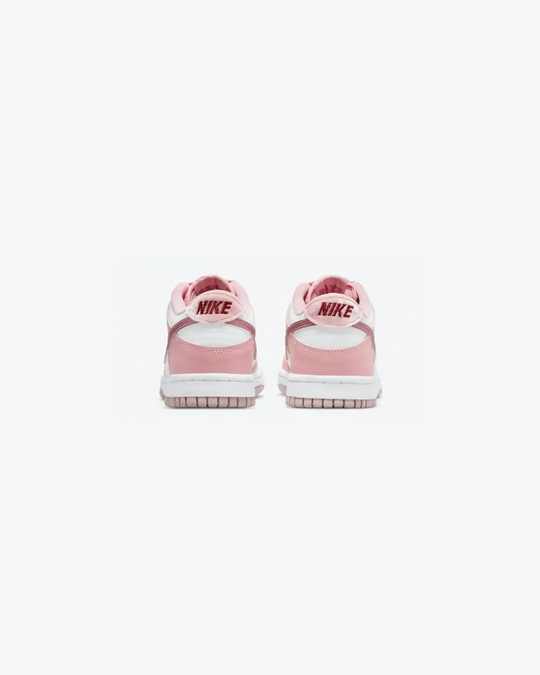 running for social interaction Nike SB Dunk Pink Velvet Sneakers
