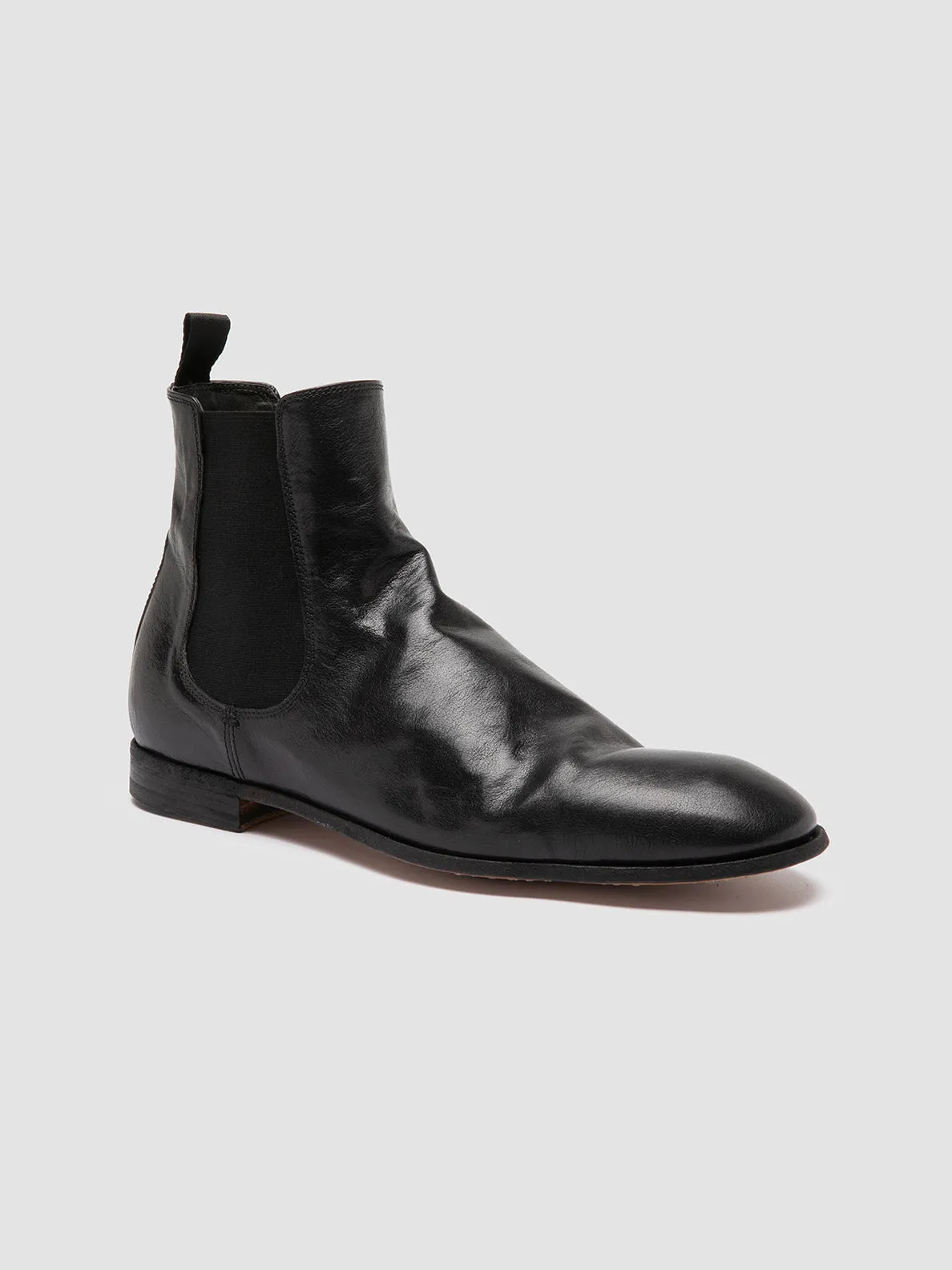SOLITUDE 004 - Black Leather Chelsea Boots Refined touch Chill Mode