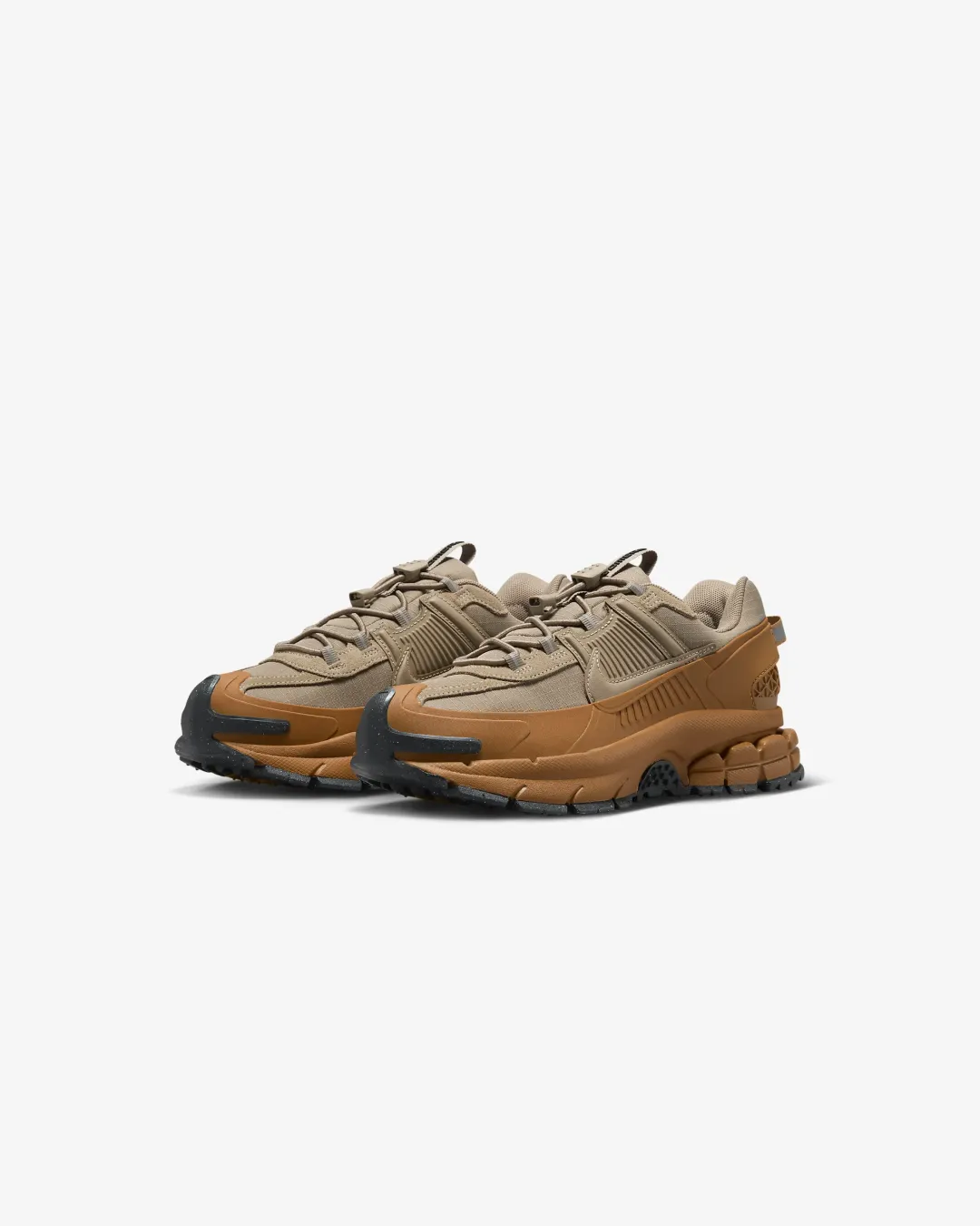 Nike Zoom Vomero 5 Roam Winterized Sneakers weekend - getaway running shoes running beginner shoes