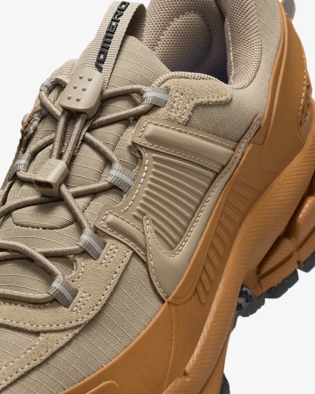 Nike Zoom Vomero 5 Roam Winterized Sneakers half - sizes