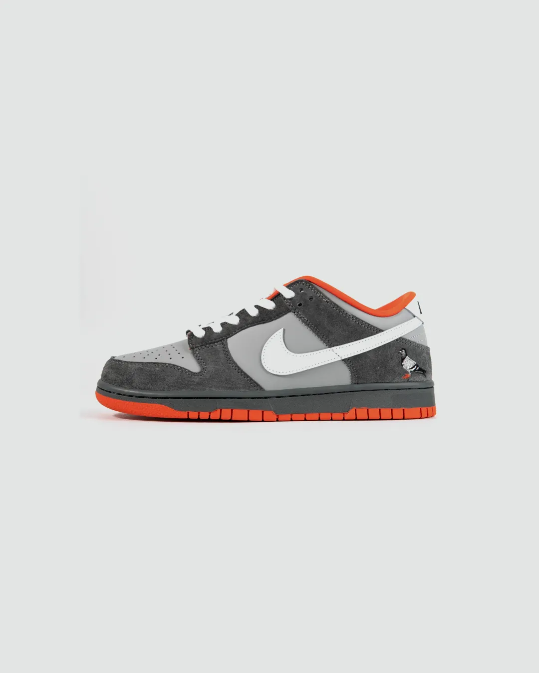 Replaceable Parts Omni-grip Jeff Staple x  Nike Dunk Low Pro SB 'Pigeon'