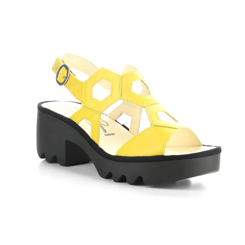 TEWA573FLY Step Control Chic Wear
