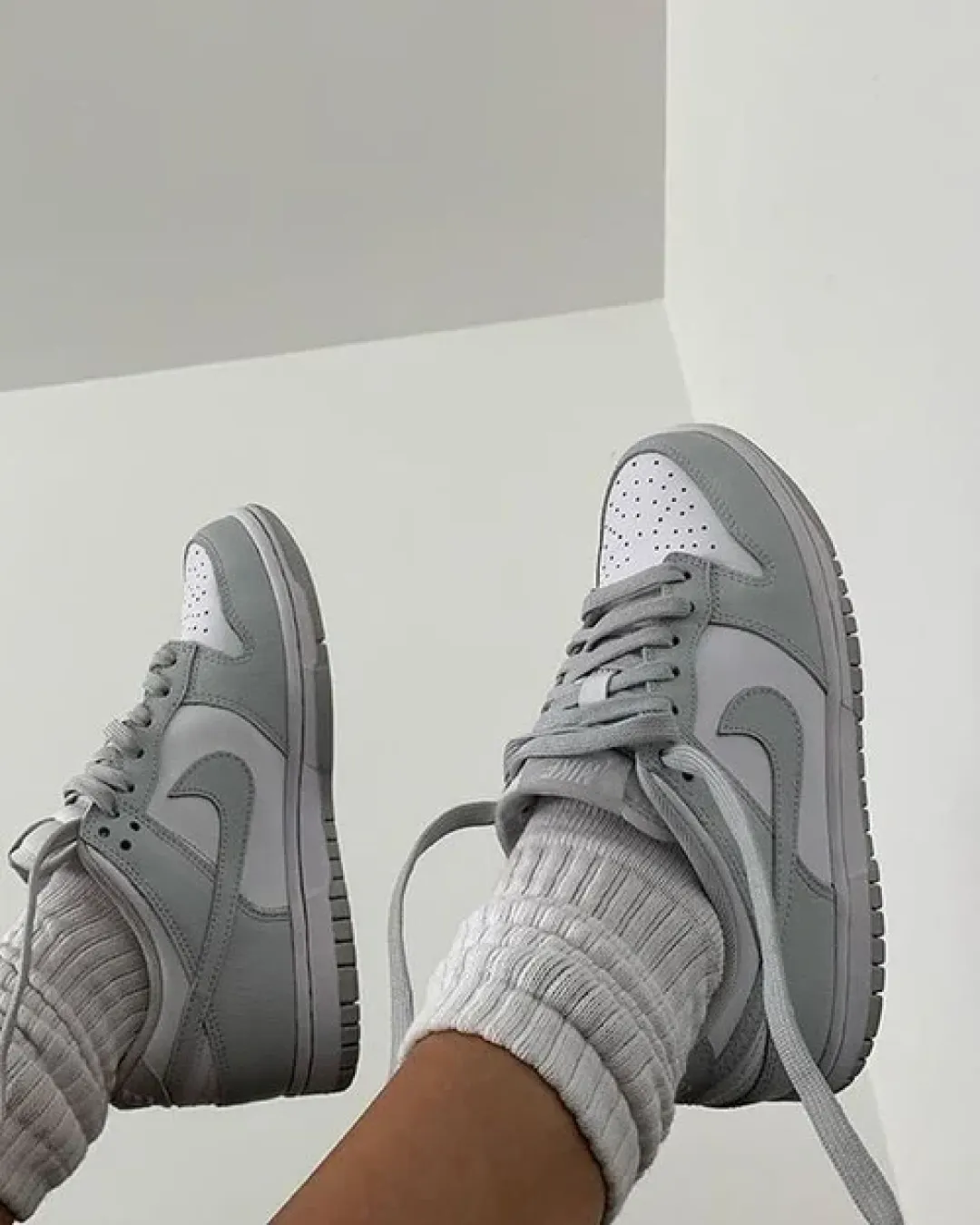 Nike SB Dunk Grey Fog Sneakers anti - slip - design shoes running gait