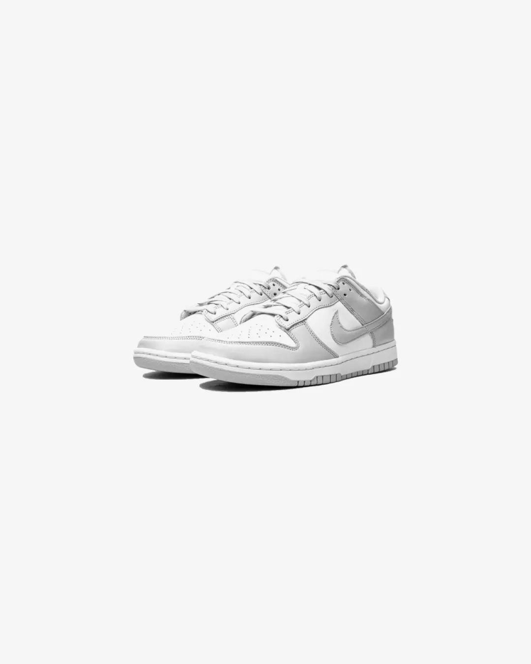 Club Night Nike SB Dunk Grey Fog Sneakers