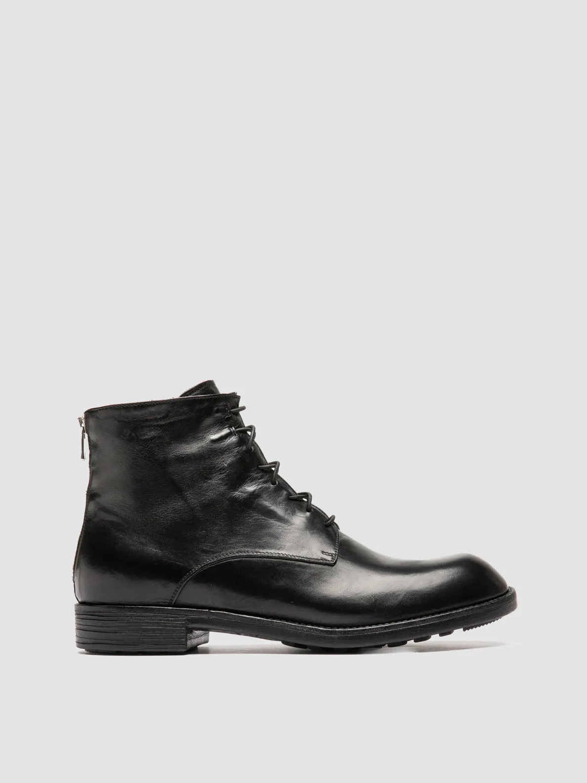 DIARY 010 - Black Leather Zipped Boots Lightweight durability