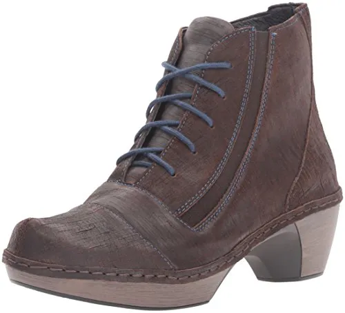 Avila Lace Up Boot Chill Mode Quick Transition