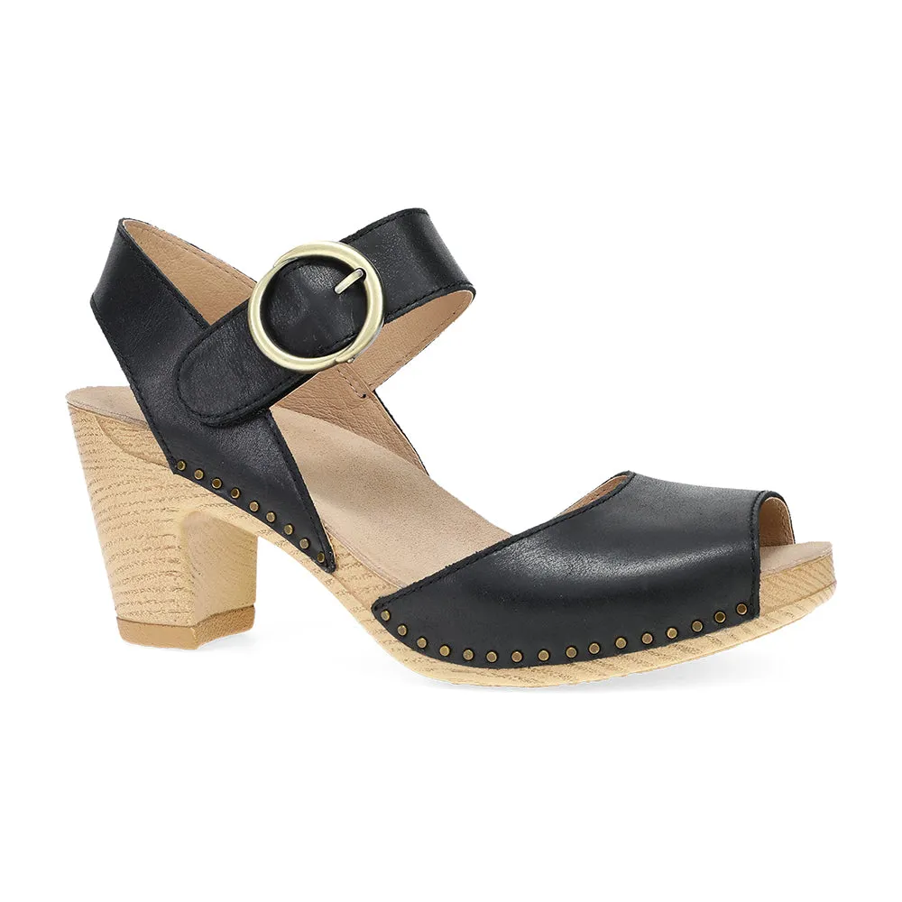 Timeless lining Tamra