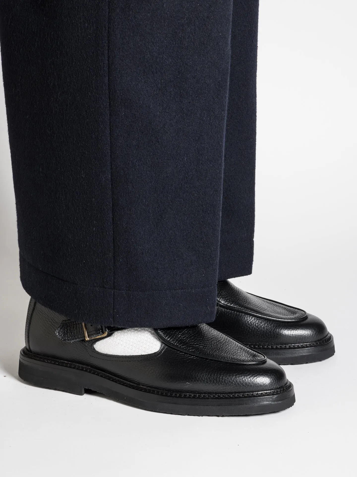 Cool Stride Water Safe JO BLACK GRAINED SG