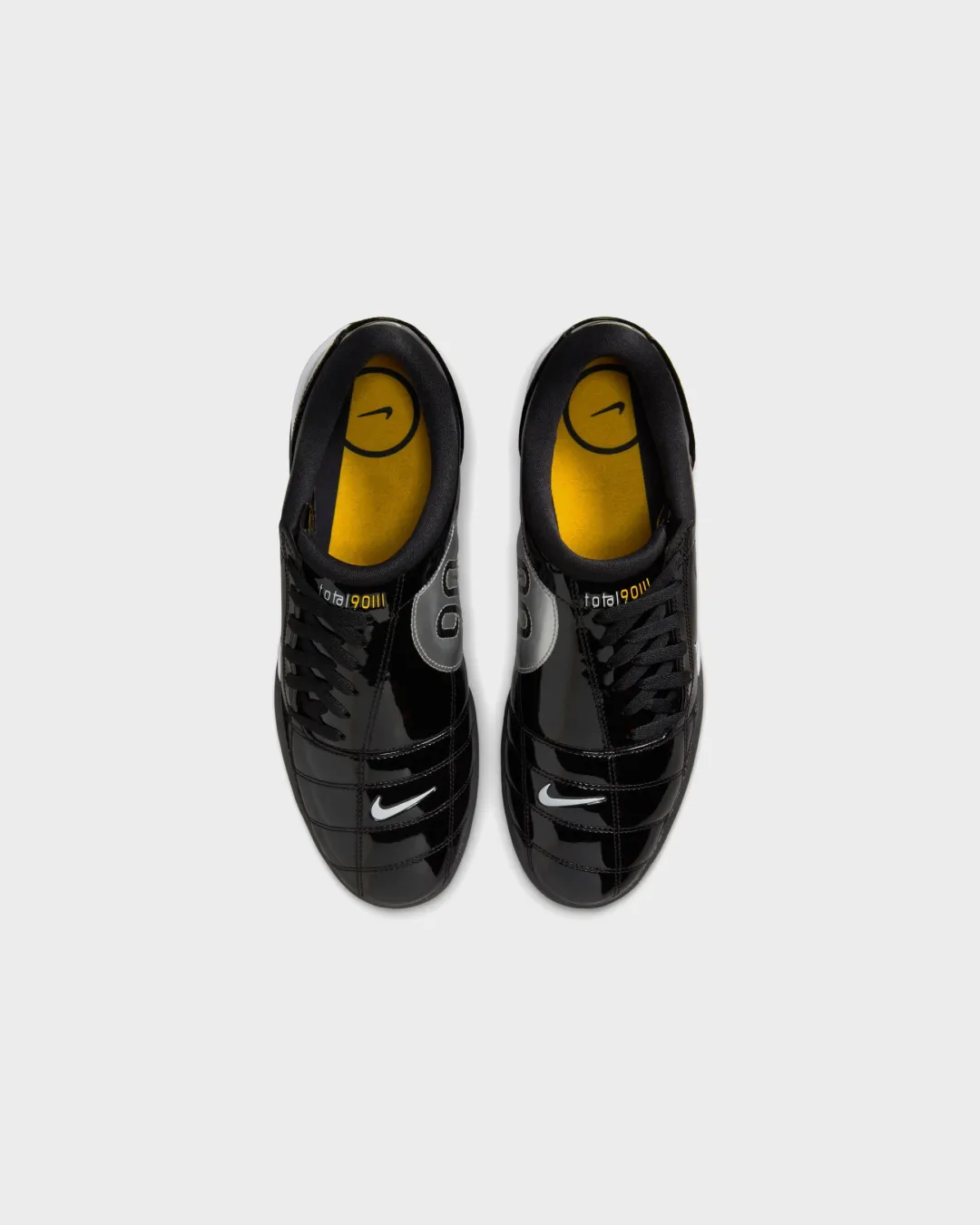 field hockey shoes Nike Total 90 III  Black Sneakers