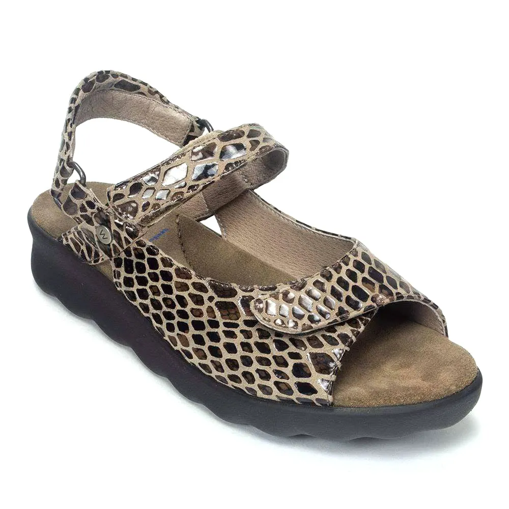 Pichu Sandal - 42-150 Taupe Strong Grip