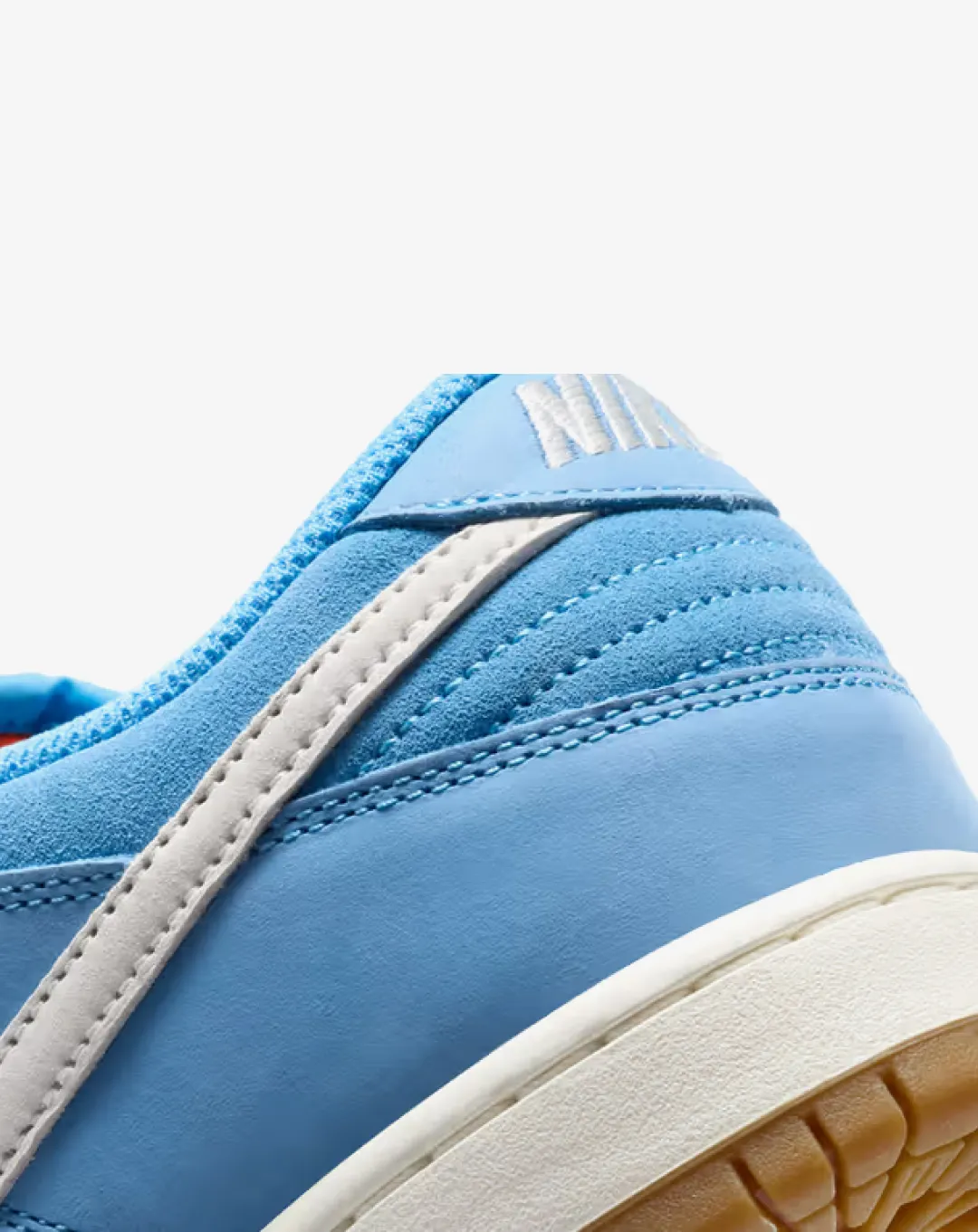 Sail Vibe Nike SB Dunk Low ISO 'Orange Label ?C Carolina Blue/Sail' Sneakers