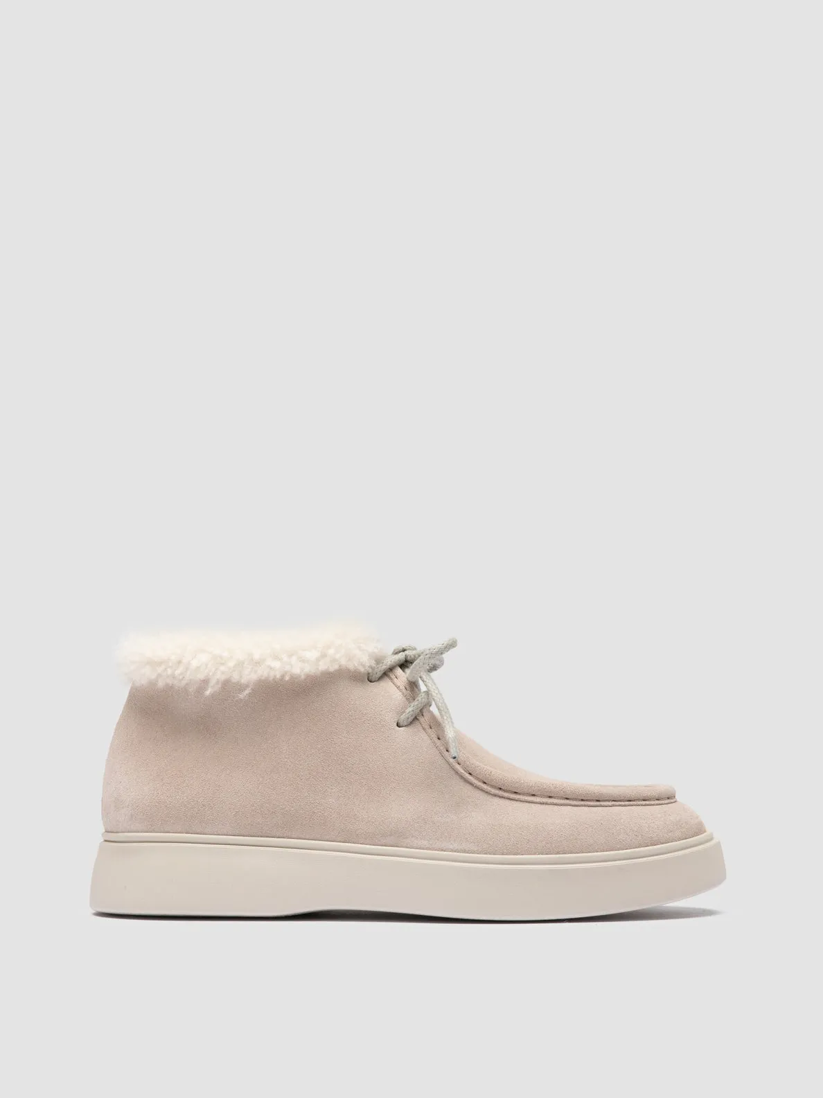 Trail Walk FRAME 110 - Beige Suede Chukka Boots