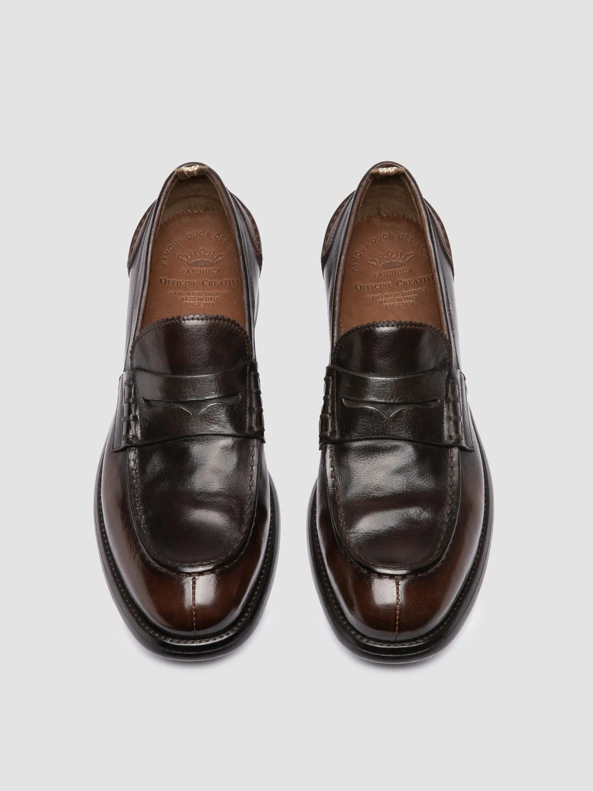 CHRONICLE 056 - Brown Leather Penny Loafer Effortless Glide Modern Touch