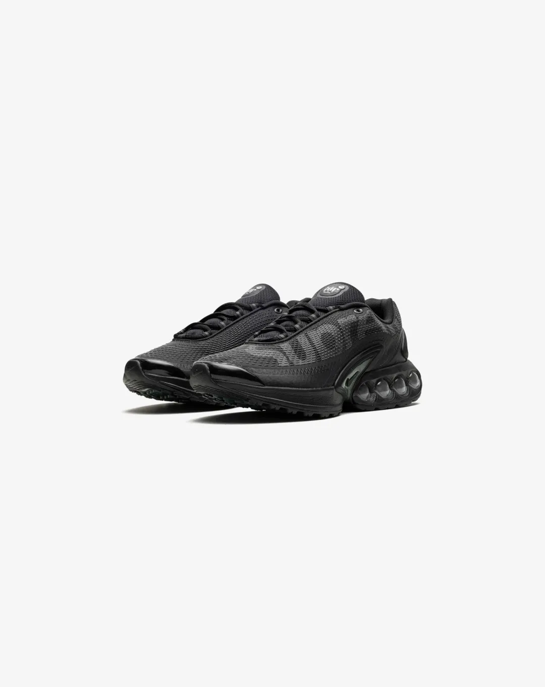 Block Walk Nike Air Max DN ??Supreme Black Sneakers