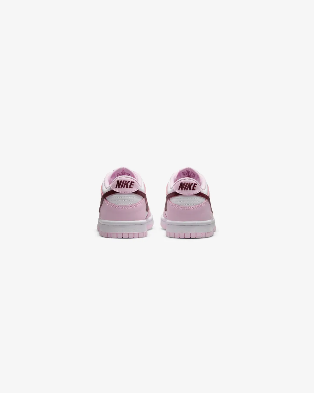 Senior runner Nike SB Dunk Low ??Pink Foam?? Sneakers