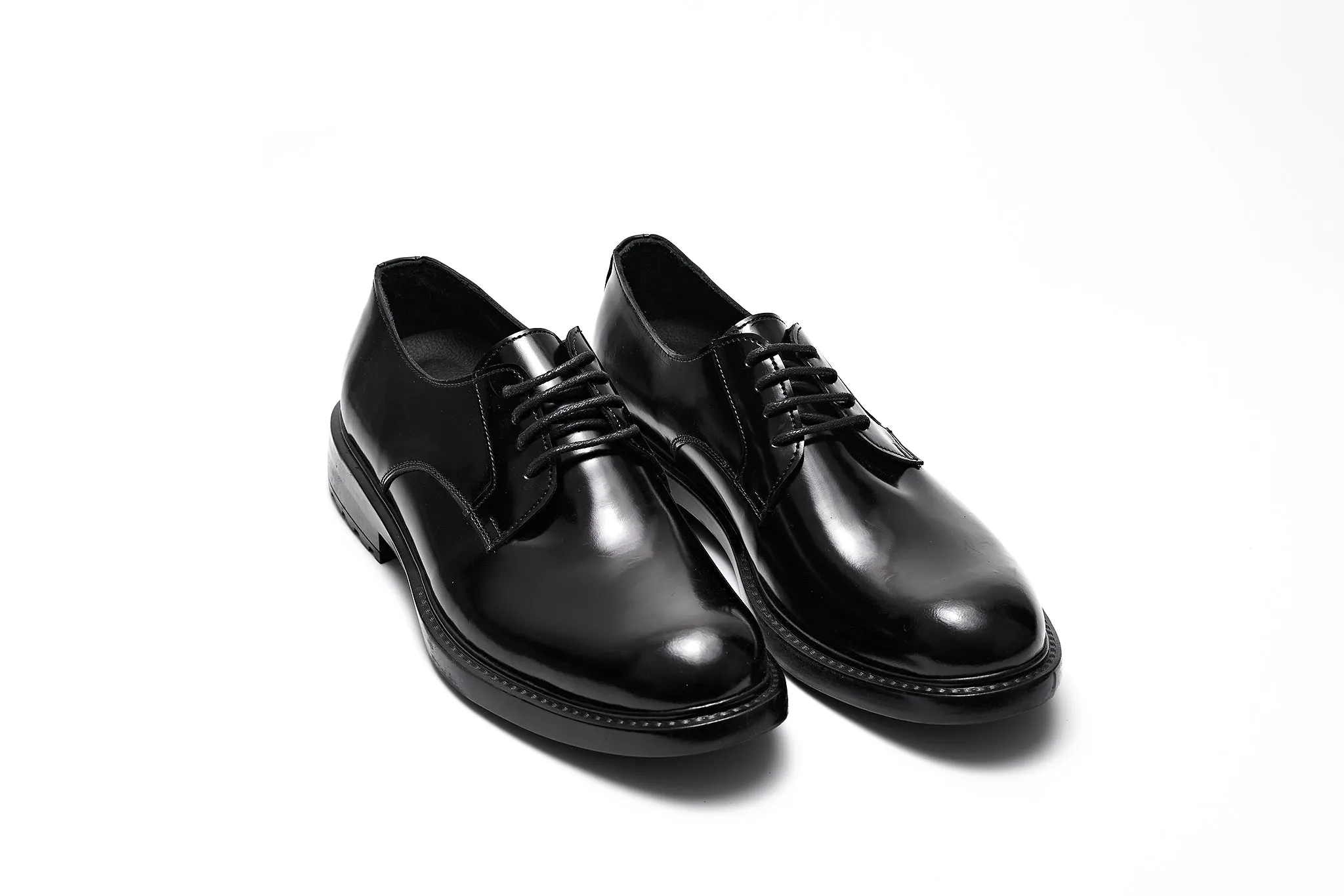 Well - Made Classic Derby Vernee